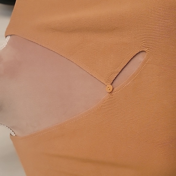 August Silk Petites Sweater, Mustard Brownish-Yellow Color, Size PM. - Picture 2 of 9